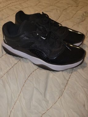 Nike Air Jordan Low 11s